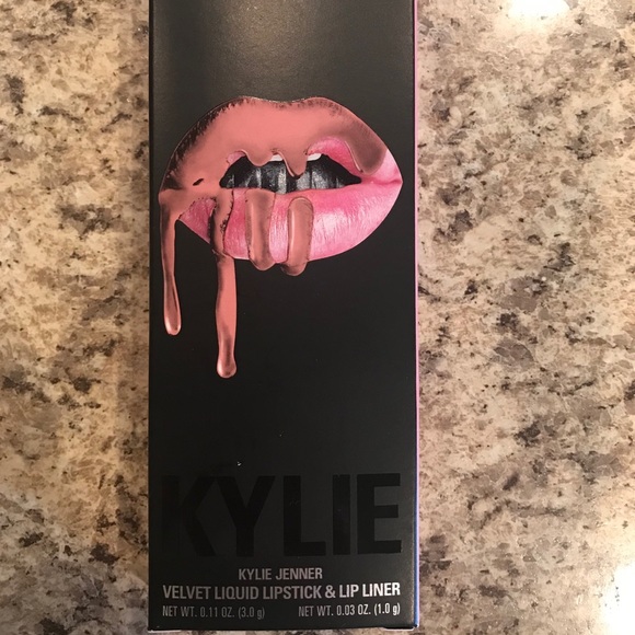 Kylie Cosmetics Other - Kylie Jenner Velvet Liquid Lip stick and lip liner